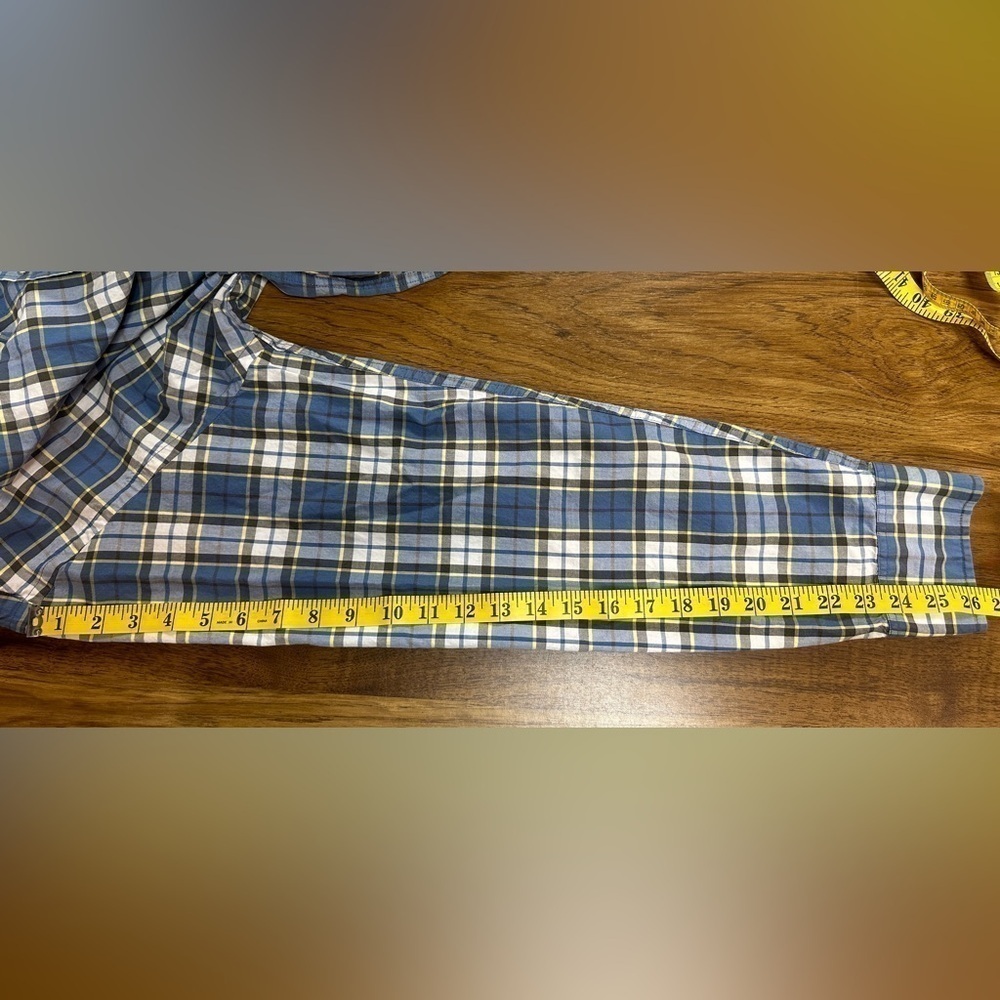 J Crew Long Sleeve Men’s Size XL Casual Button Down Shirt Blue Black White Plaid - Picture 5 of 9